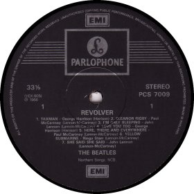 REVOLVER two marks STEREO 1