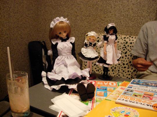 メイドさん3人娘