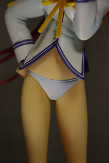 パンツを前から