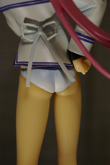 パンツを後ろから