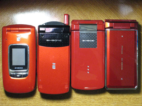 赤電話4台