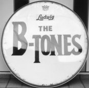 B-tonesの初期ドラムロゴ