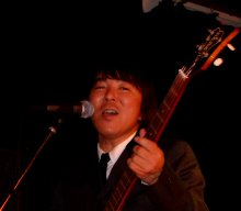 B-tones
